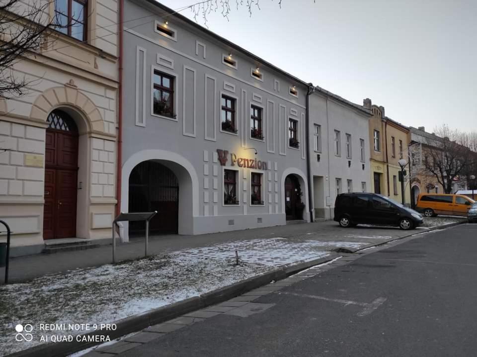 V Penzion Spisska Bela Extérieur photo